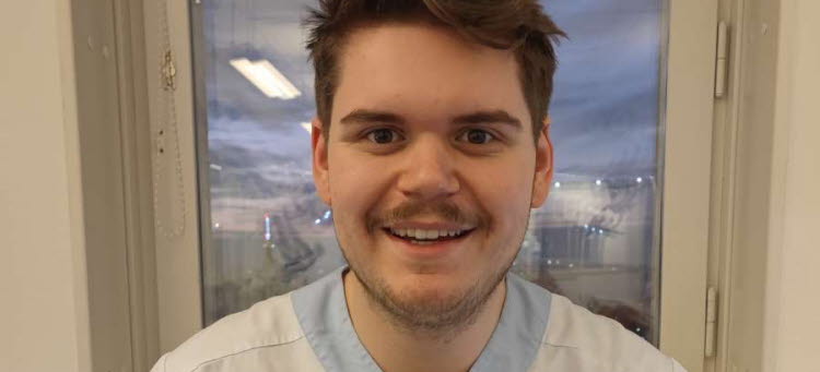 Tandläkarstudent David Ajazaj