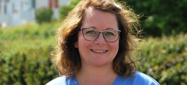 Hanna Bogren, kurator.